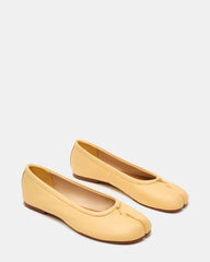 CALICO Butter Leather Split Toe Tabi Women's Ballet Flat | Steve Madden